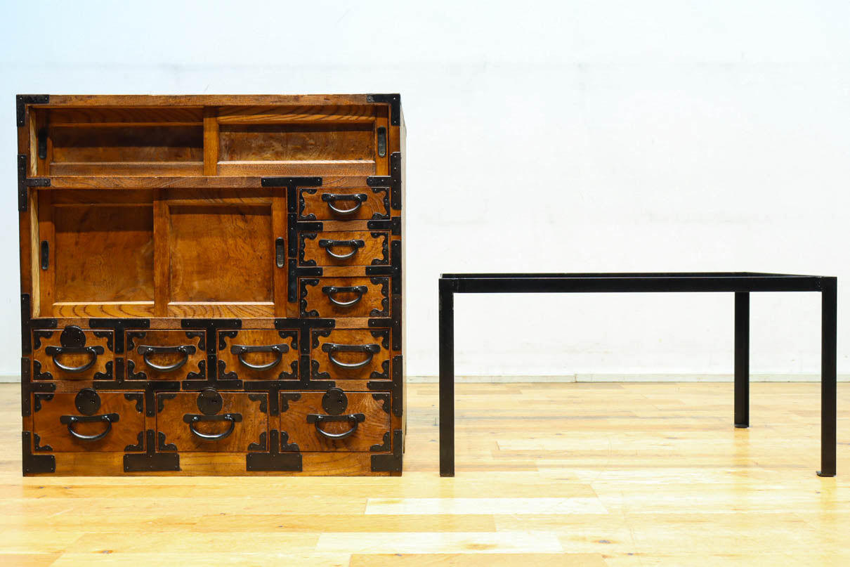 Merchant Chest BB3272