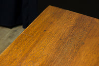 レトロな面持ちあるシンプルな作業台　BB3275