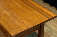 レトロな面持ちあるシンプルな作業台　BB3275