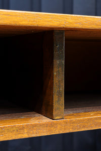 レトロな面持ちあるシンプルな作業台　BB3275