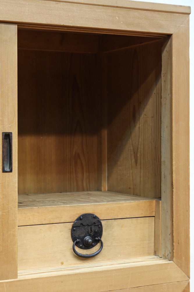 Merchant Chest BB3277