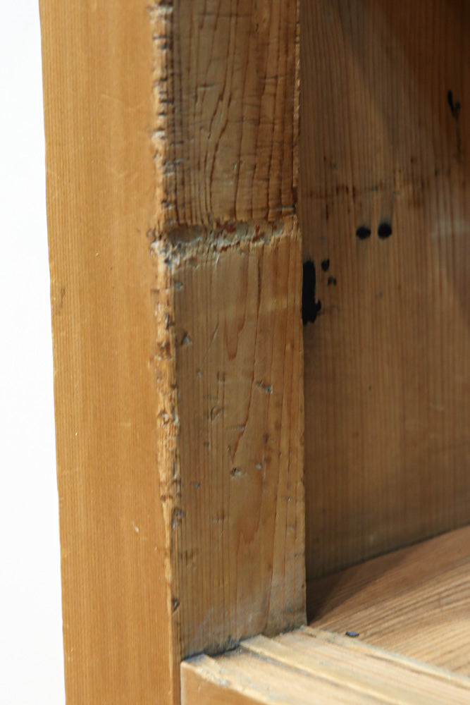 Merchant Chest BB3277