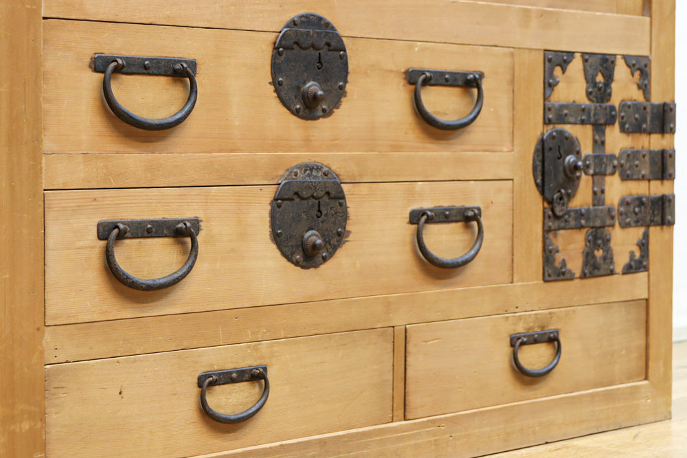 Merchant Chest BB3277