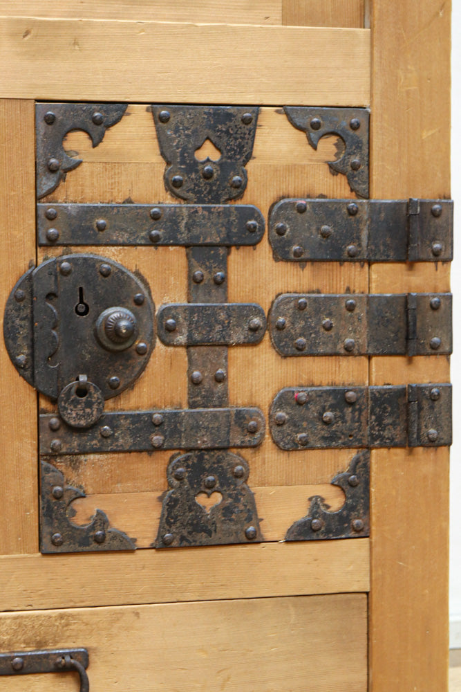 Merchant Chest BB3277