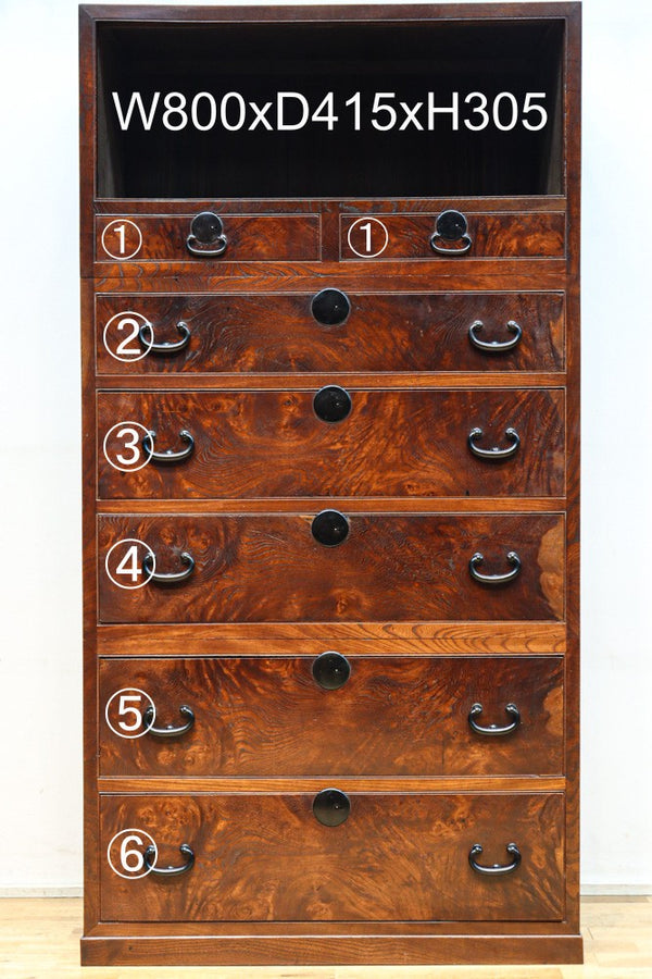 上質な色艶に包まれた気品漂う前面極上けやきの衣裳箪笥　BB3285