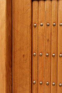 稀少！！繊細に丸く面取りされた格子が上品な木地近江水屋箪笥　BB3293