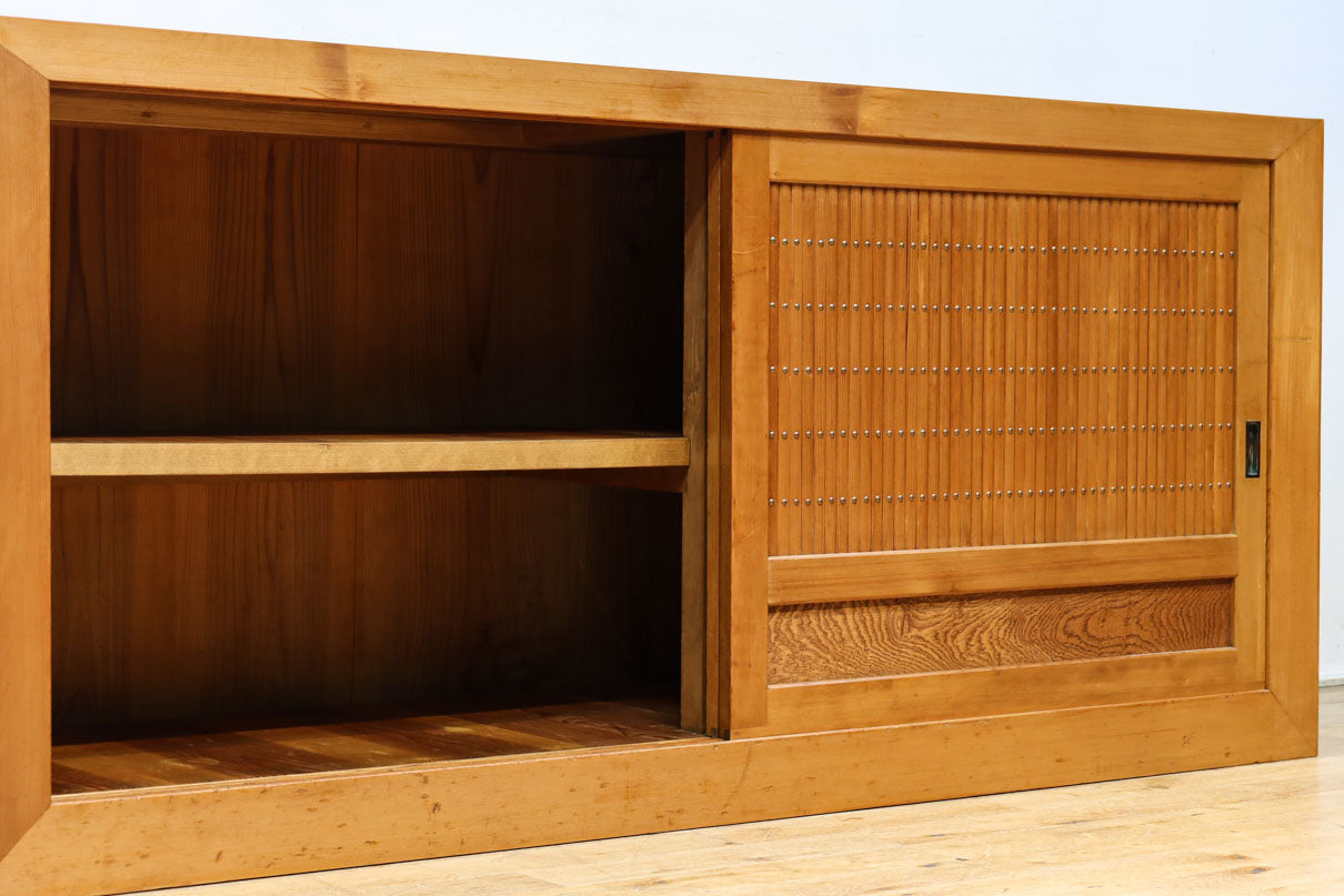 稀少！！繊細に丸く面取りされた格子が上品な木地近江水屋箪笥　BB3293