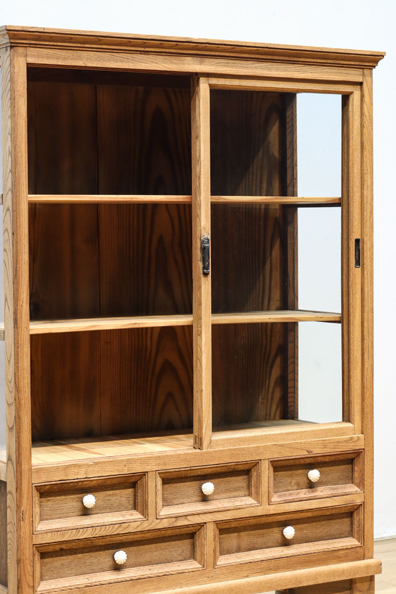 Three-sided glass case BB3294