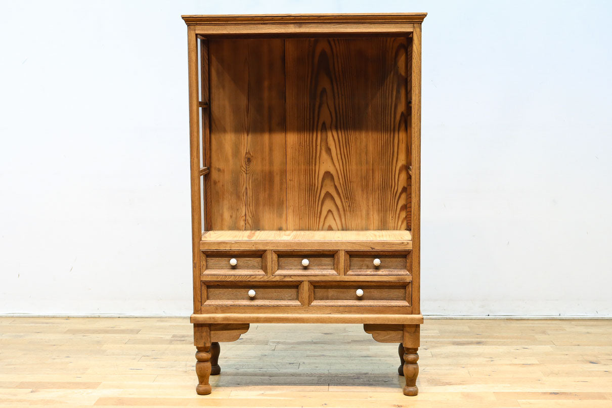 Three-sided glass case BB3294