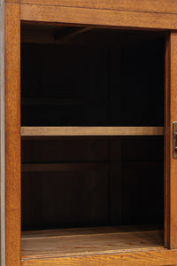 極上の杢目に艶やかな光沢が放つ上品な佇まいの階段箪笥　BB3300