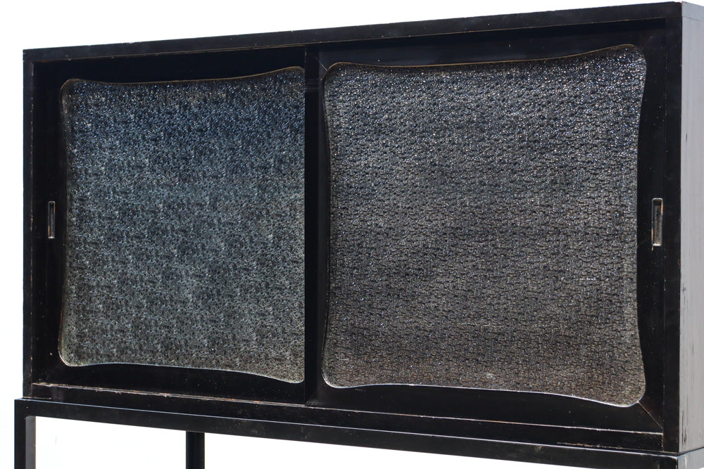 ダイヤガラスが煌めくレトロモダンなアイアンフレーム付きガラスケース　BB3312