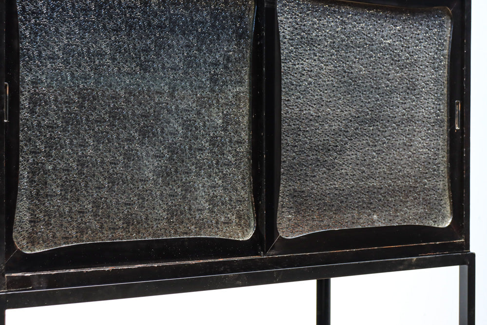 ダイヤガラスが煌めくレトロモダンなアイアンフレーム付きガラスケース　BB3312