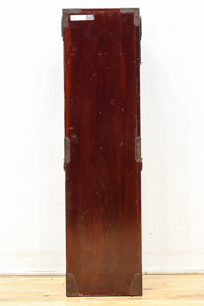 稀少サイズ!! 鶴亀の豪華装飾金具で華やかな面持ちをした庄内箪笥　BB3313