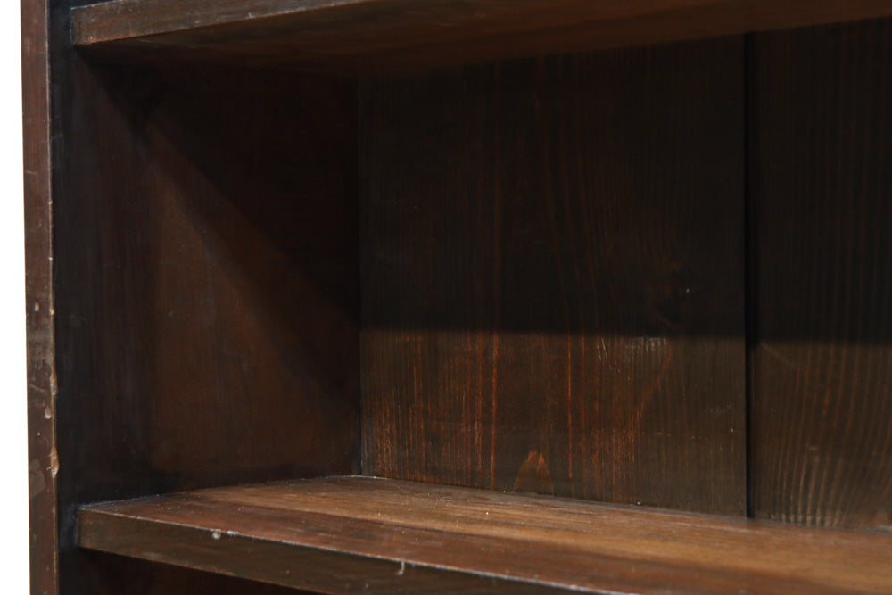 味わいが滲み出た使い勝手の良い本棚　BB3314