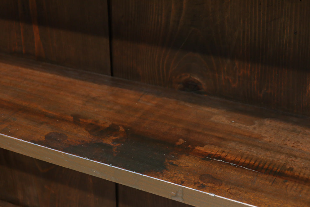 味わいが滲み出た使い勝手の良い本棚　BB3314