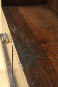 味わいが滲み出た使い勝手の良い本棚　BB3314