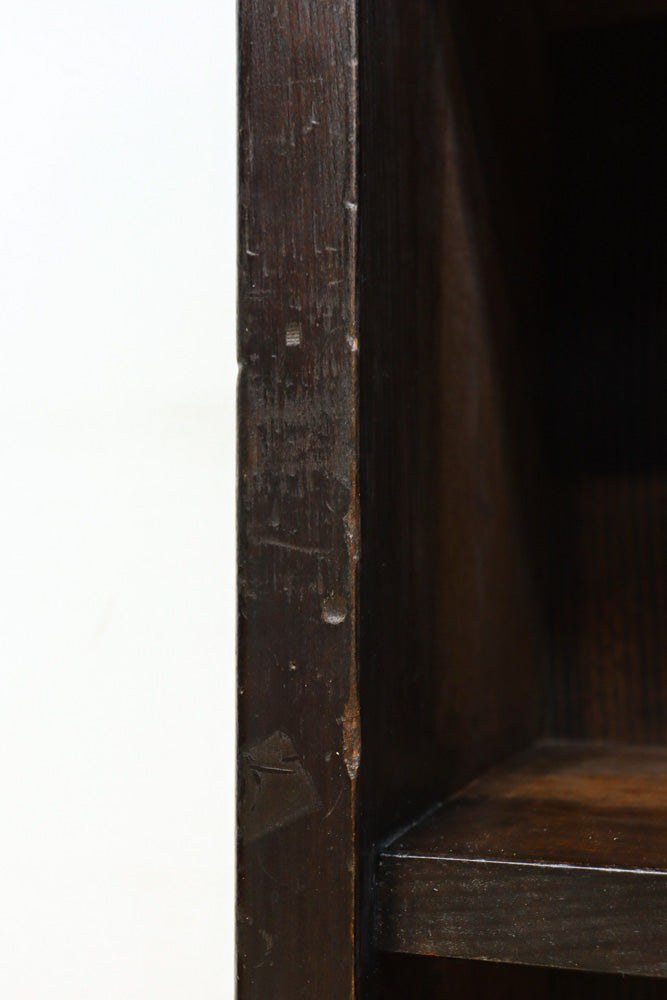 味わいが滲み出た使い勝手の良い本棚　BB3314