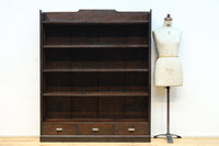 味わいが滲み出た使い勝手の良い本棚　BB3314