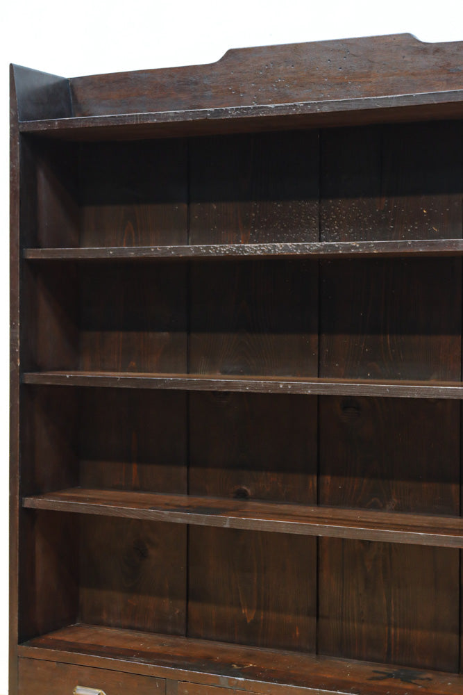 味わいが滲み出た使い勝手の良い本棚　BB3314