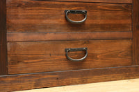 気品ある色艶に伝統の風格漂う両面手摺付き階段箪笥　BB3317