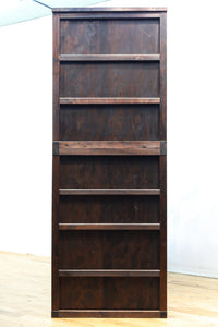 気品ある色艶に伝統の風格漂う両面手摺付き階段箪笥　BB3317