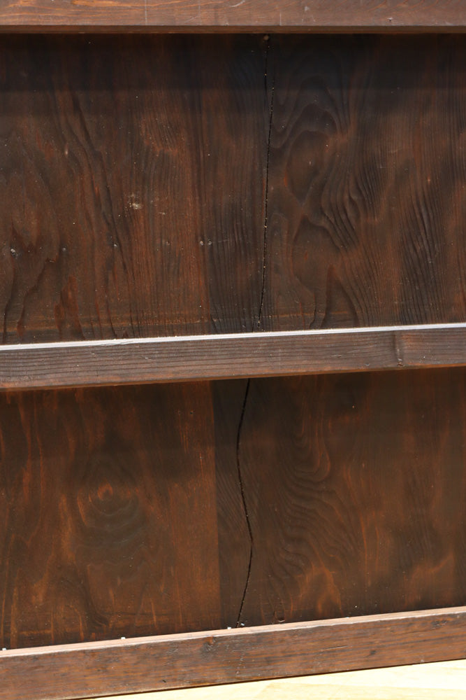 気品ある色艶に伝統の風格漂う両面手摺付き階段箪笥　BB3317