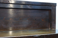 気品ある色艶に伝統の風格漂う両面手摺付き階段箪笥　BB3317