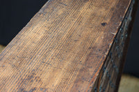 古色を帯びた枯れ具合に圧巻の引き出しが並ぶ百目箪笥　BB3320