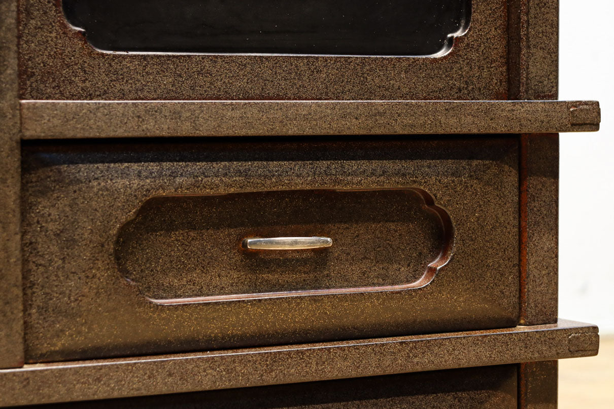 角野岩次作 栗鼠の美しい描写に和の趣き漂う素敵な飾り棚　BB3321