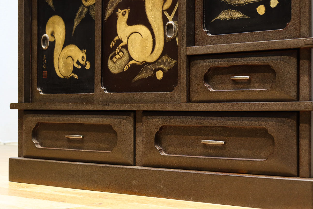 角野岩次作 栗鼠の美しい描写に和の趣き漂う素敵な飾り棚　BB3321