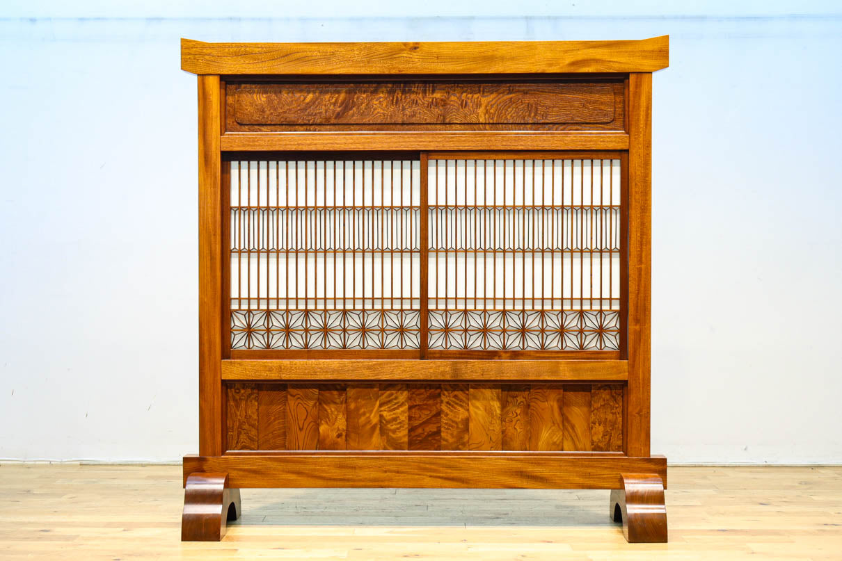 極上けやき珠杢!! 組子入り建具を備えた和の趣き溢れる重厚な衝立　BB3323