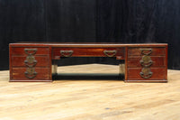 両袖に引き出しを備えた味わい深い文机　BB3326