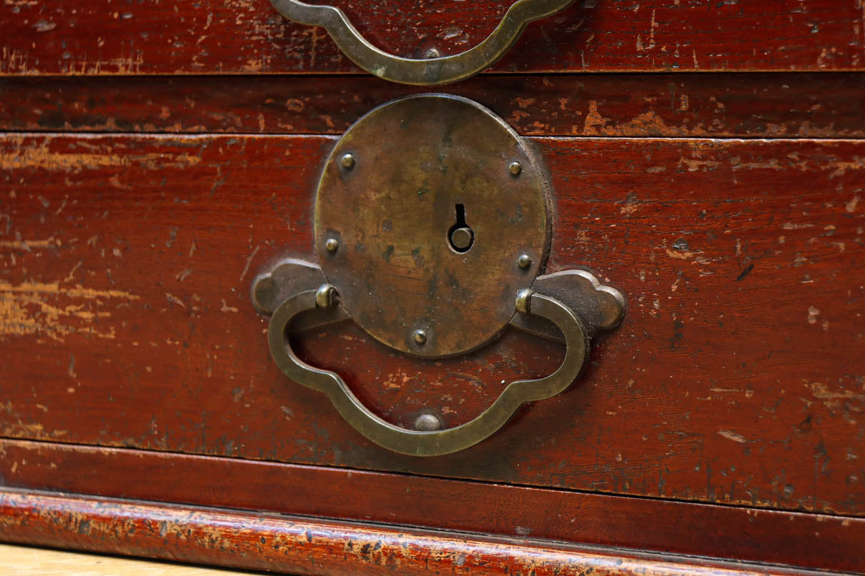 両袖に引き出しを備えた味わい深い文机　BB3326