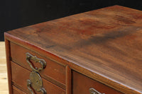 両袖に引き出しを備えた味わい深い文机　BB3326