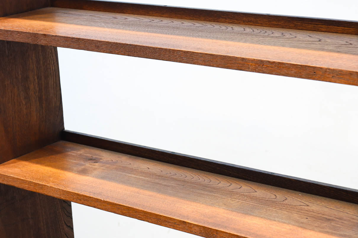 使い勝手の良い落ち着いた風合いの総欅レトロ本棚　BB3329