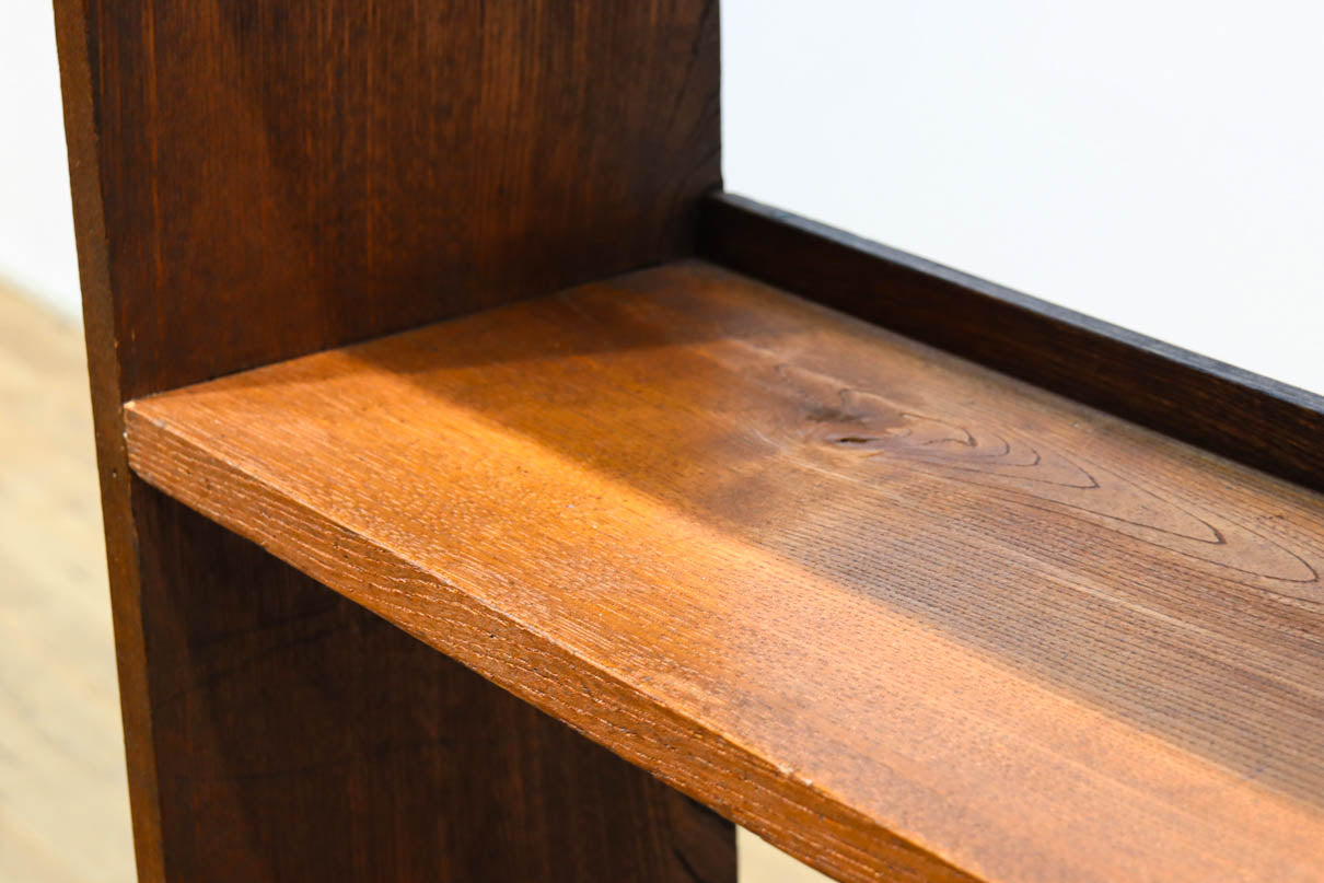 使い勝手の良い落ち着いた風合いの総欅レトロ本棚　BB3329