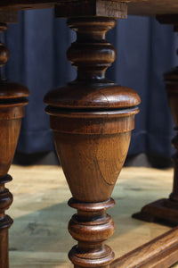 置台や飾り台に！！ モダンな雰囲気溢れる小型バルボスレッグテーブル　BB3330