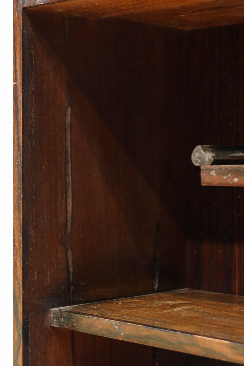 極上の黒柿杢目の上品な面持ちある飾り棚　BB3331