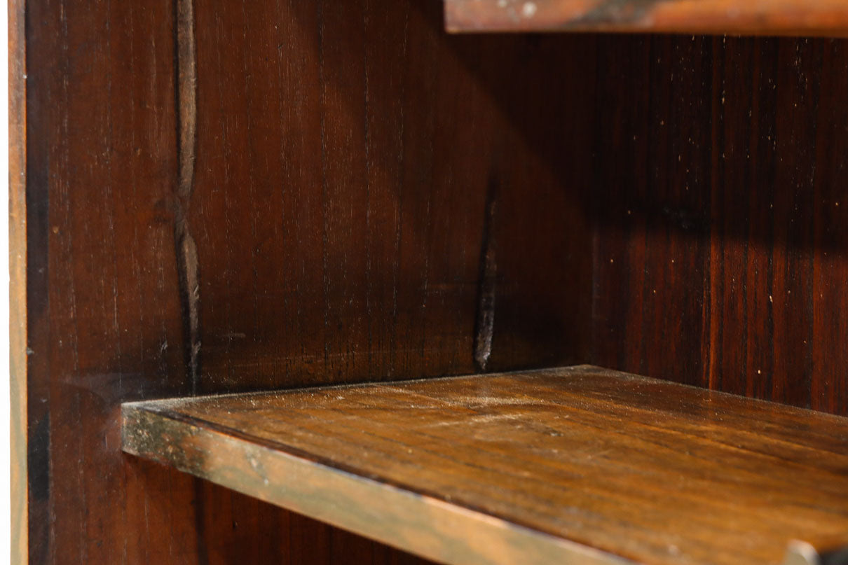 極上の黒柿杢目の上品な面持ちある飾り棚　BB3331