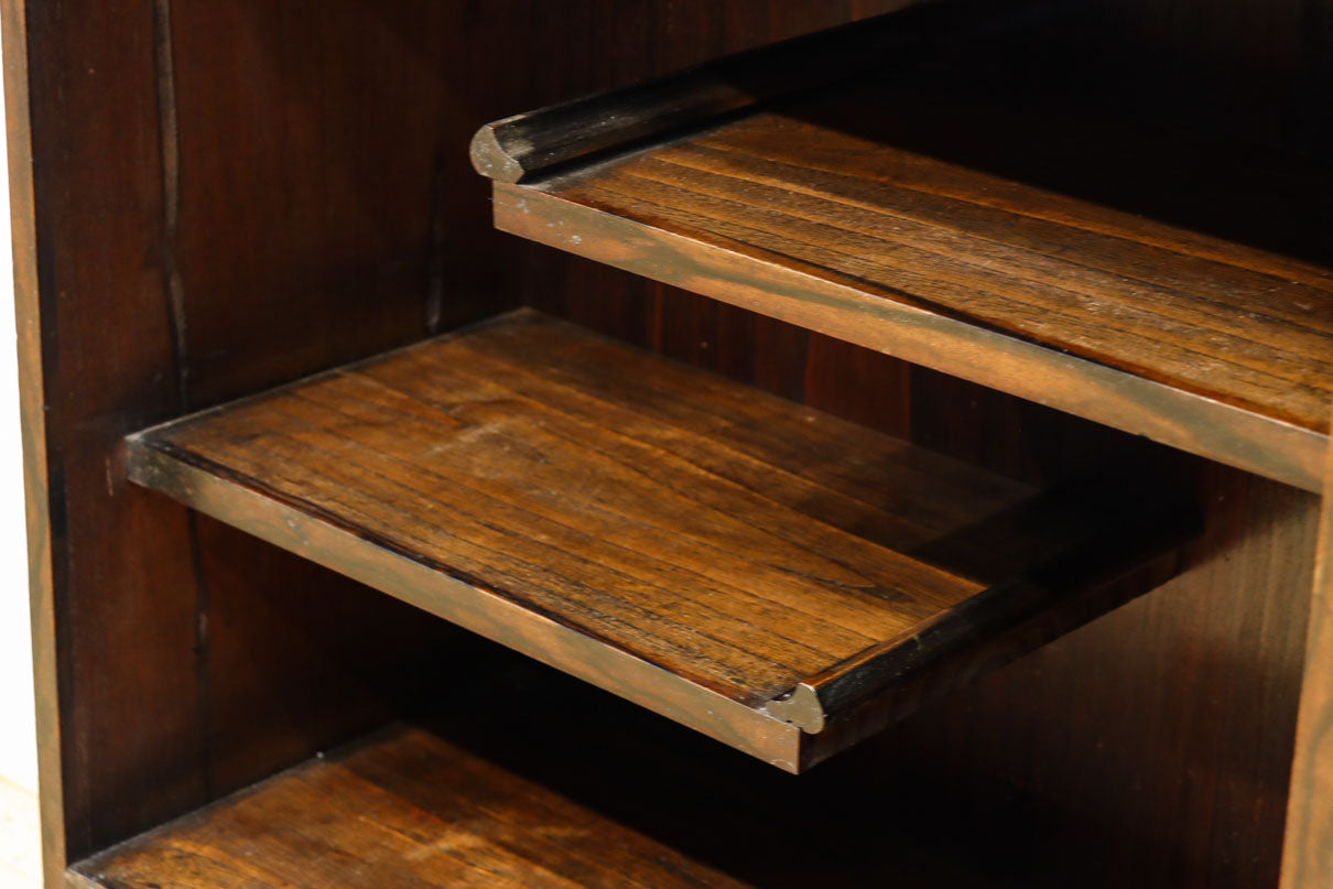 極上の黒柿杢目の上品な面持ちある飾り棚　BB3331