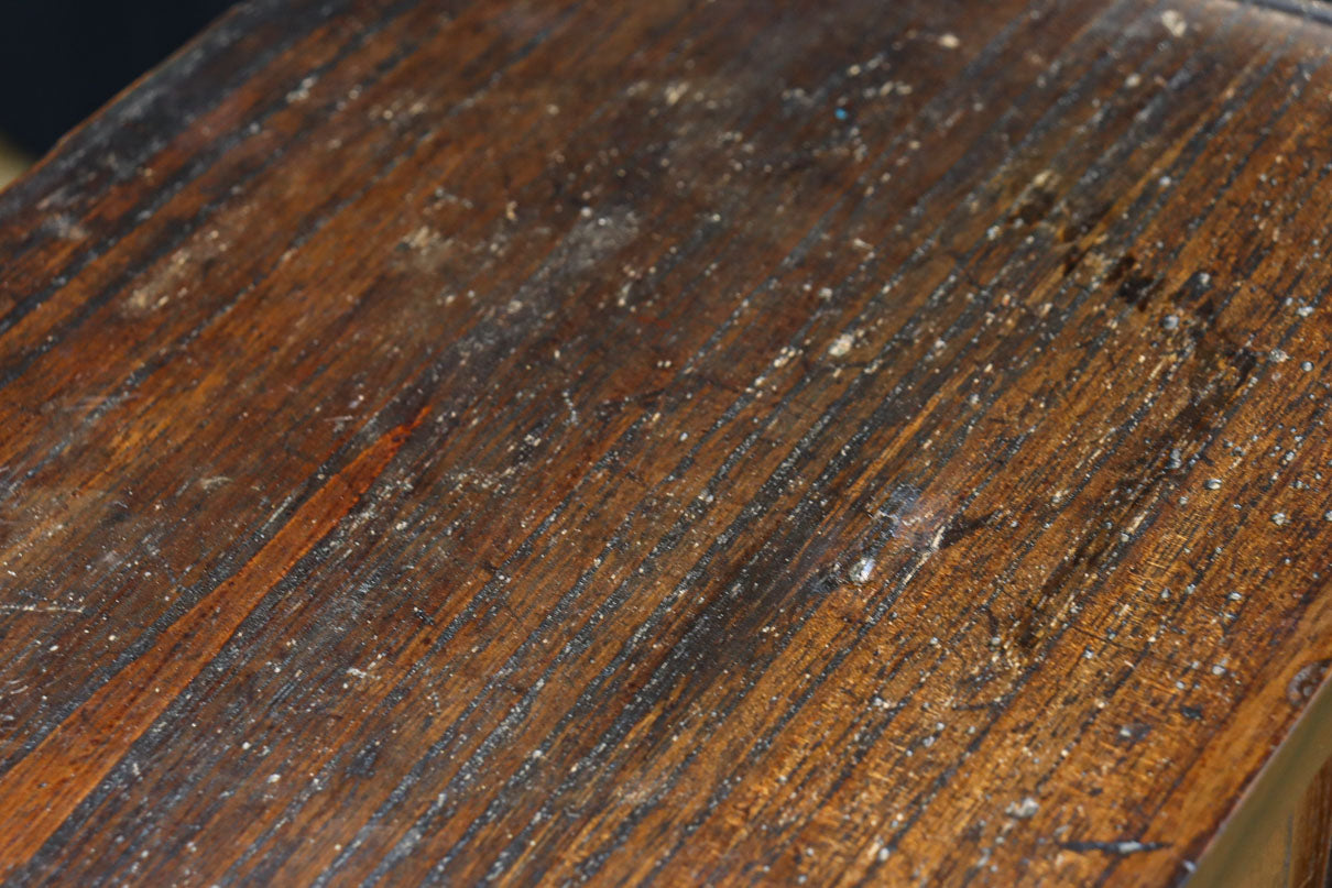 極上の黒柿杢目の上品な面持ちある飾り棚　BB3331