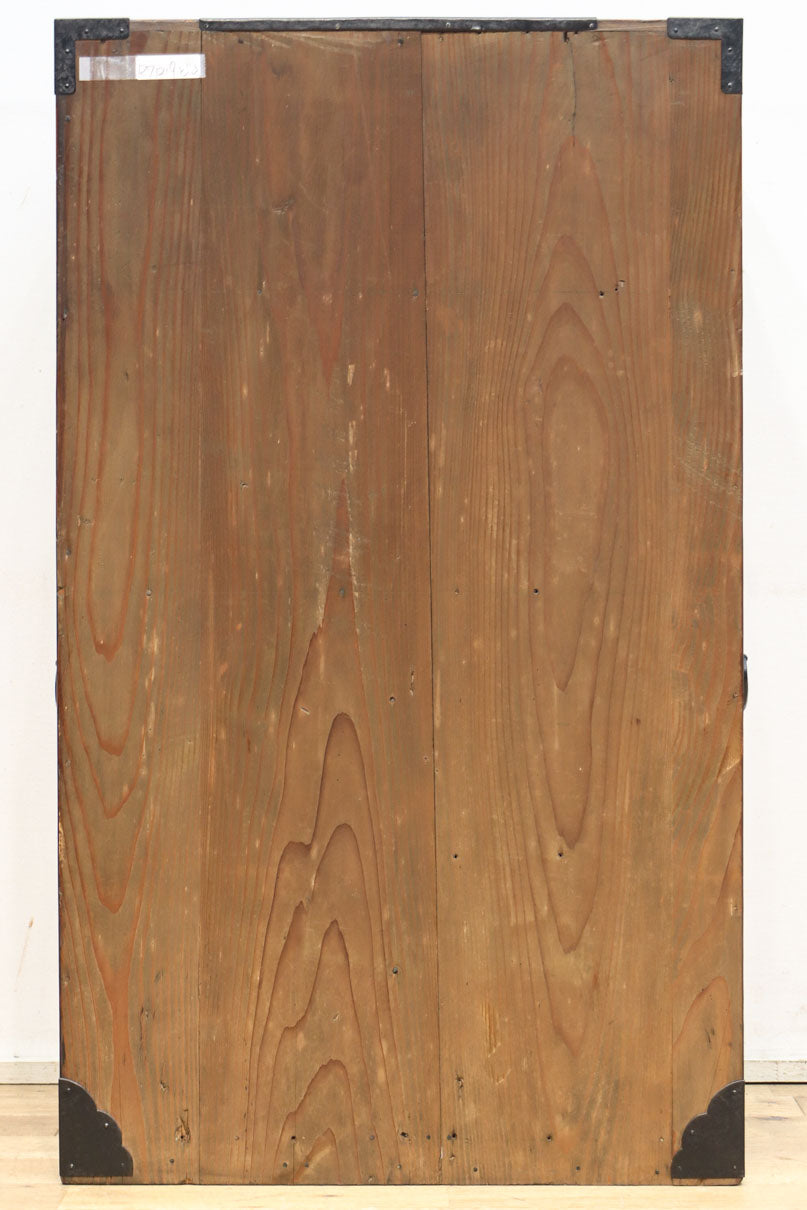 木地色の色彩を黒枠で整えた雅で美しい最上箪笥　BB3334