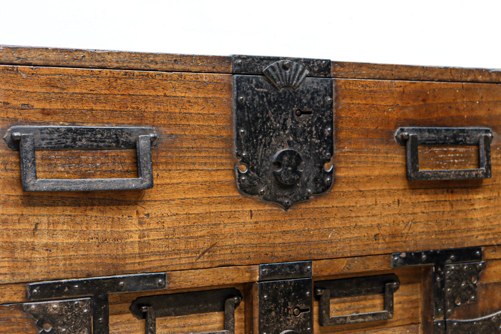 Merchant Chest BB3335