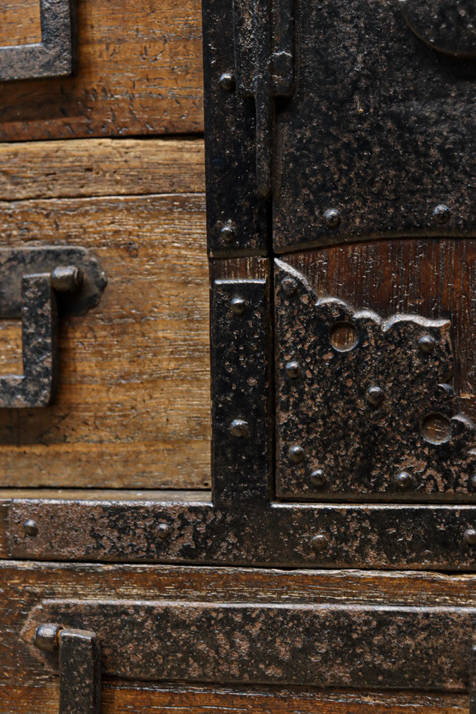 Merchant Chest BB3335