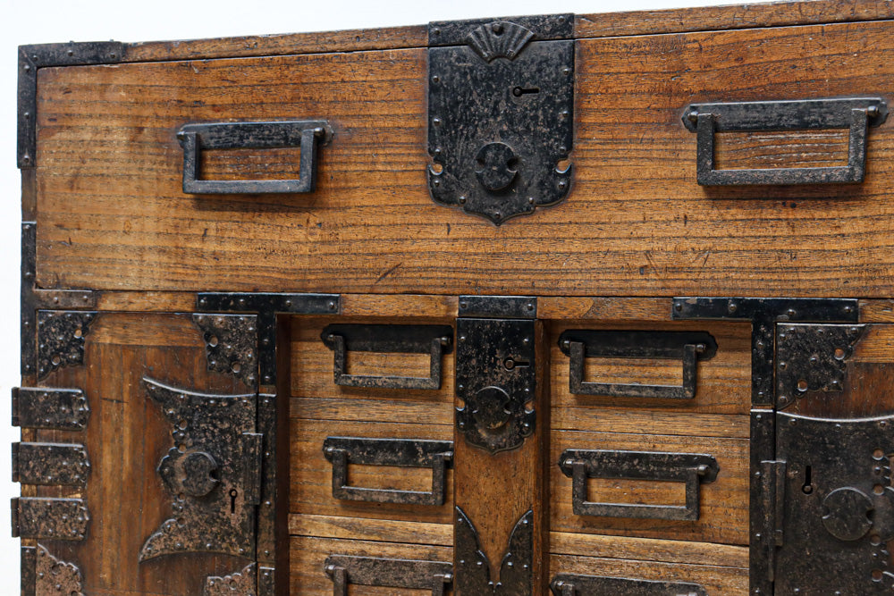 Merchant Chest BB3335