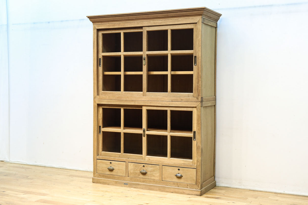 幅1222ミリ‼︎木地色の美しい風合いをした上質なレトロガラスケース　BB3336