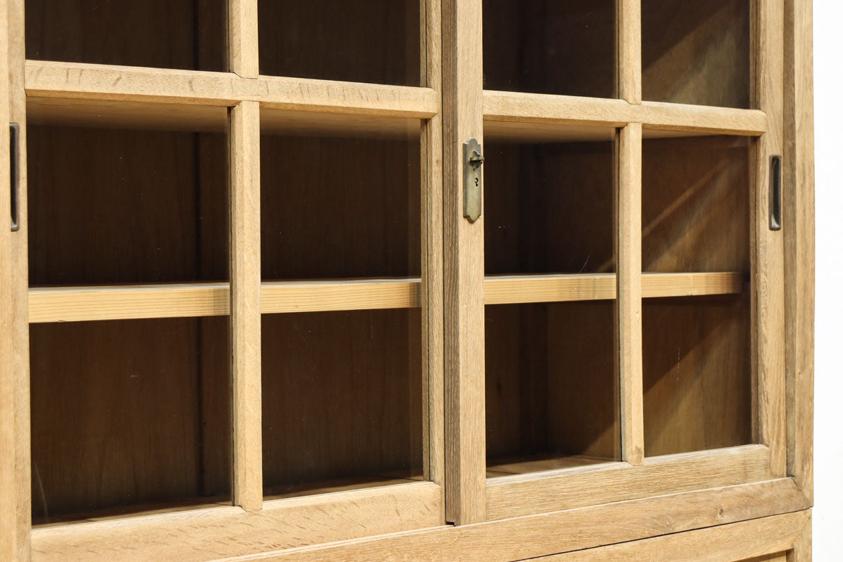 幅1222ミリ‼︎木地色の美しい風合いをした上質なレトロガラスケース　BB3336