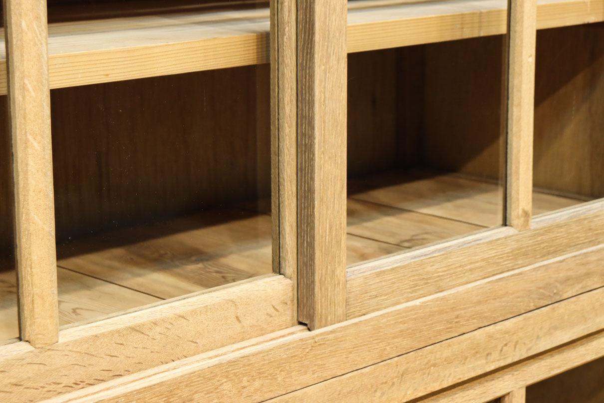 幅1222ミリ‼︎木地色の美しい風合いをした上質なレトロガラスケース　BB3336