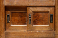 優美なけやき杢目に漆の艶やかな光沢が貫録を漂わす美濃階段箪笥　BB3337