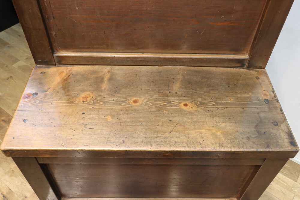 優美なけやき杢目に漆の艶やかな光沢が貫録を漂わす美濃階段箪笥　BB3337